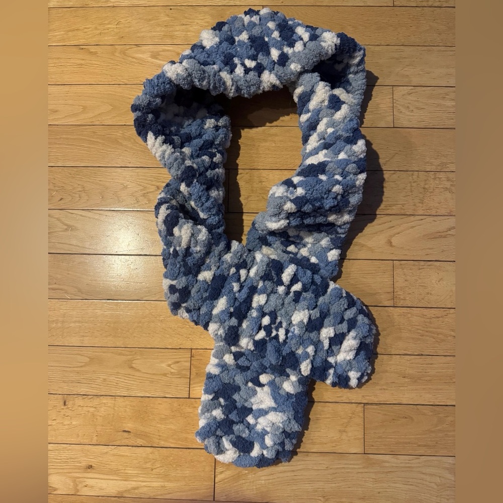 NEW! Chunky Handknit Scarf